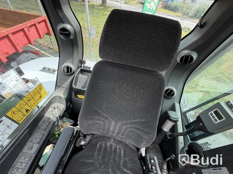 Bobcat E57W wheeled excavator, 2018, 2,155 hours