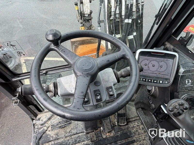 Bobcat E57W wheeled excavator, 2018, 2,155 hours