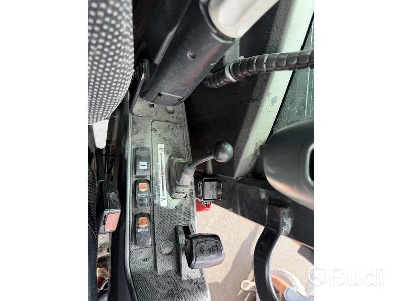 Bobcat E57W wheeled excavator, 2018, 2,155 hours