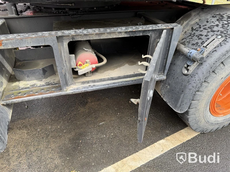 Bobcat E57W wheeled excavator, 2018, 2,155 hours