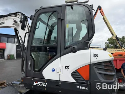 Bobcat E57W wheeled excavator, 2018, 2,155 hours