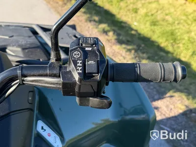 ATV BRP CAN-AM Outlander HD7 VU MAX, ca 18 tim/ 58 mil