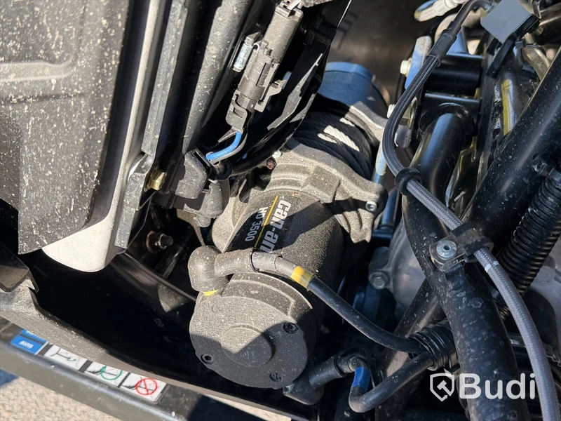ATV BRP CAN-AM Outlander HD7 VU MAX, ca 18 tim/ 58 mil