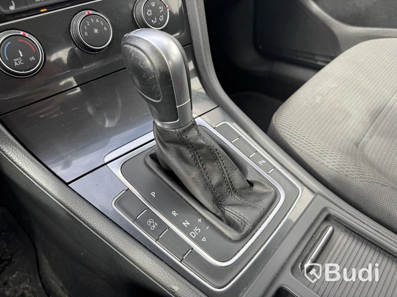 Volkswagen Golf 1.0 TSI DSG -2017