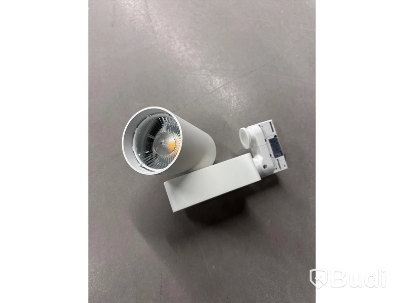 Retail lighting