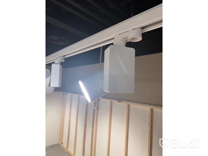Retail lighting