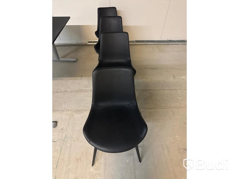 Dansform chairs