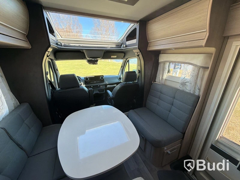 Husbil KABE TM 750 LXL Royal 2023 – Fullutrustad | 972 mil | B-körkort