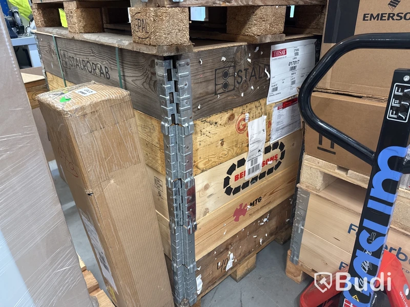 Parti reservdelar & tillbehör till vätgastankstationer / Assorted spare parts and accessories for hydrogen refueling stations