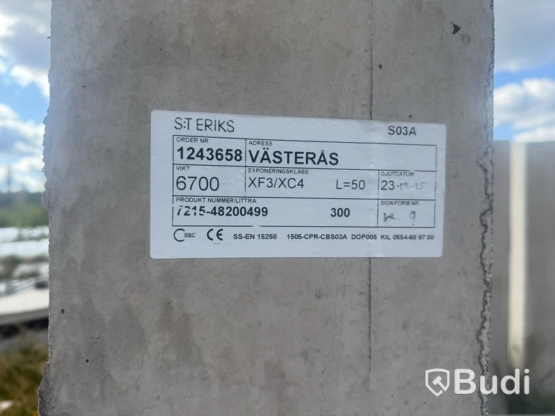 13 st prefabricerade betongelement/L-stöd S:t Eriks