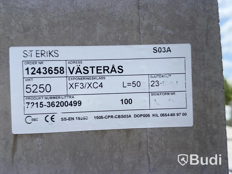 13 st prefabricerade betongelement/L-stöd S:t Eriks
