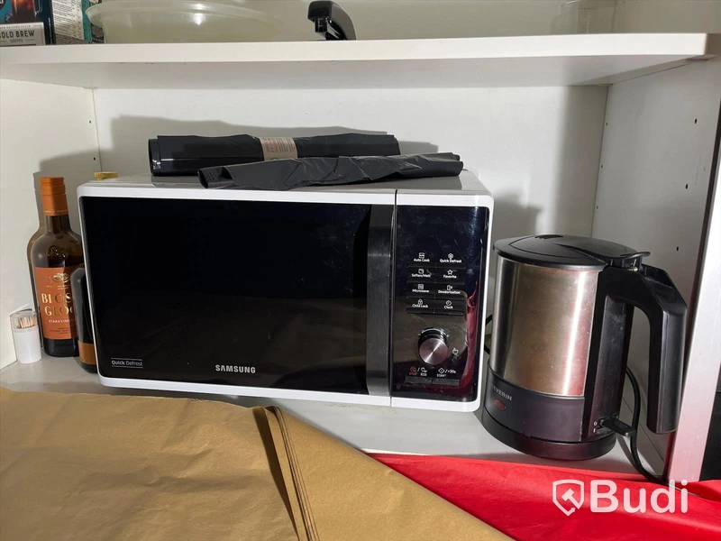 Microvågsugn Samsung och Kaffekokare Severin
