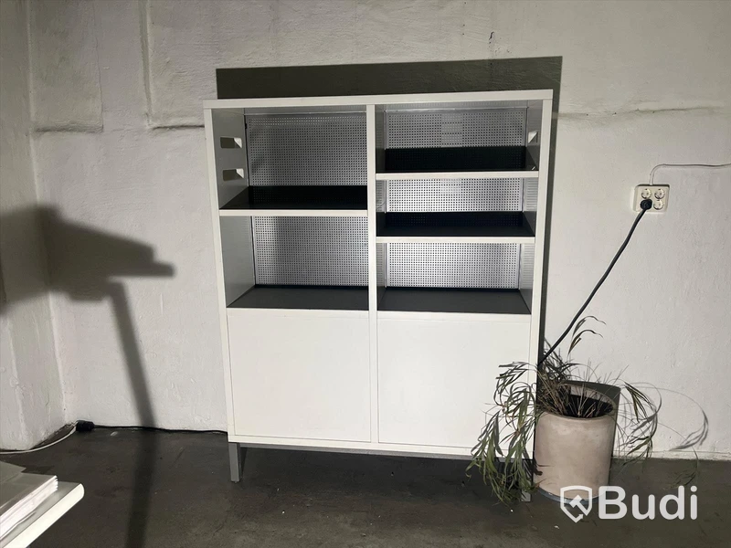 Hylla - Ca mått: 115x35x150 cm