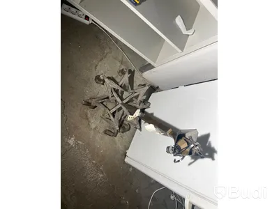 Taklampa 76 cm inköpt från Bukowskis för 3000 kr