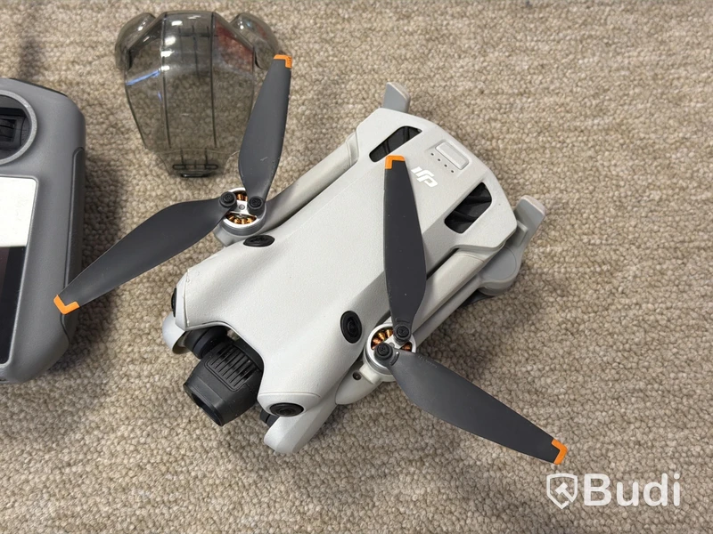 Drönare DJI Mini 4 Pro, Ultra Light 249 g, inkl. fjärrkontroll, batterier och väska
