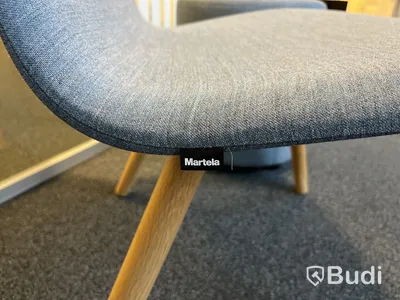 2 st loungestol Martela samt 2 st pallar Johanson Design
