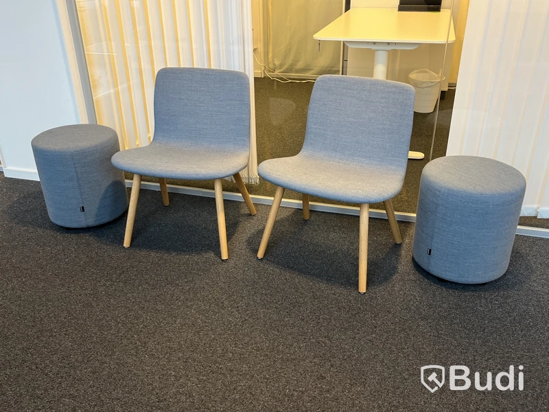2 st loungestol Martela samt 2 st pallar Johanson Design