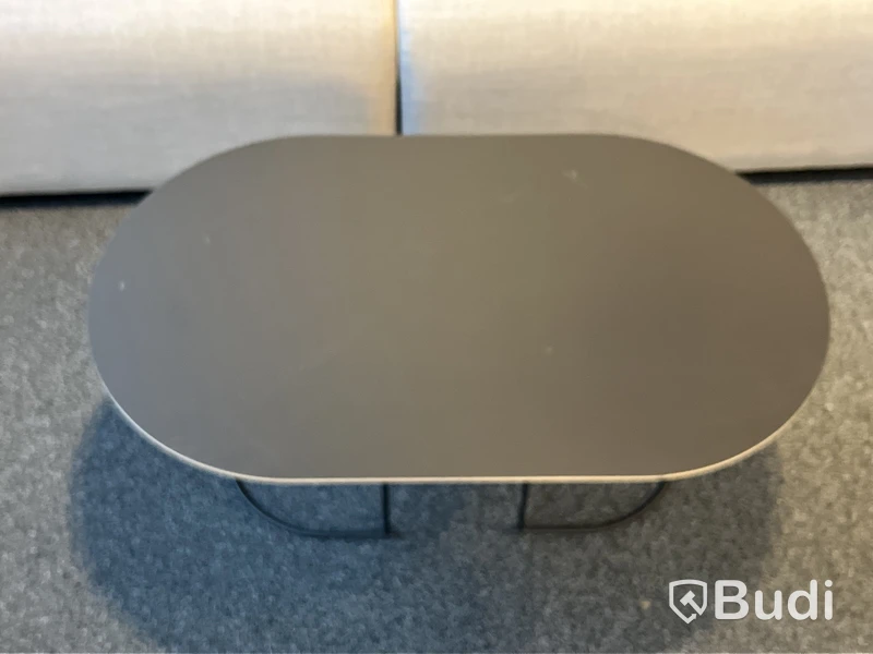 Modulsoffa HAY samt bord Muuto