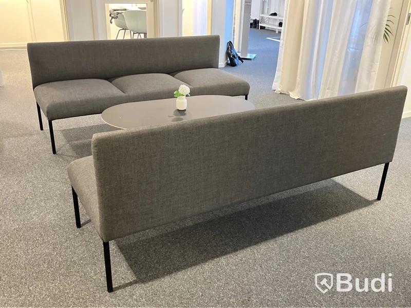 2 st soffor Martela samt bord Muuto