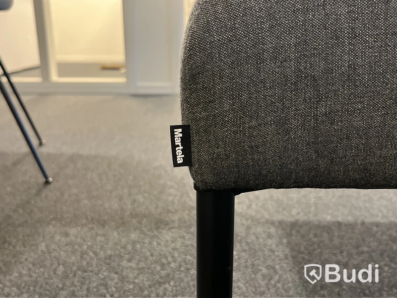 2 st soffor Martela samt bord Muuto
