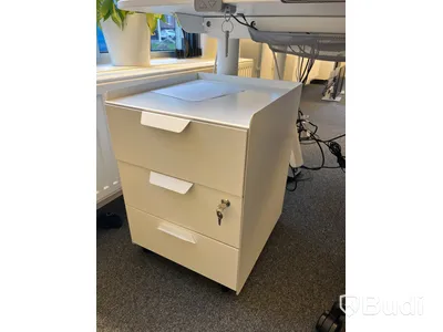 Höj- och sänkbart skrivbord med kontorsstol Lotus