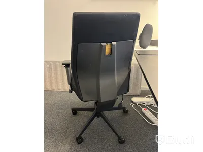 Höj- och sänkbart skrivbord med kontorsstol Lotus