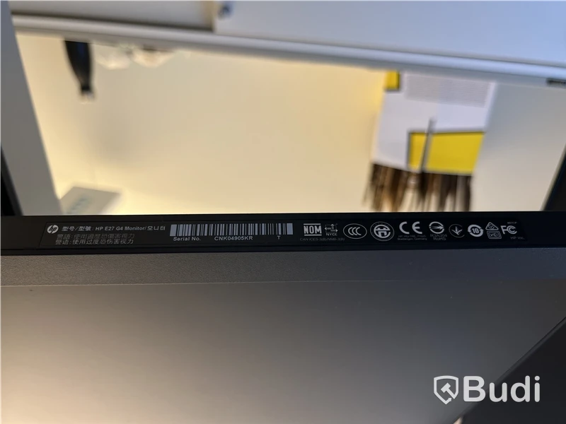 2 st skärmar 27", HP E27 G4 samt dockstation HP DisplayLink 4K-dock