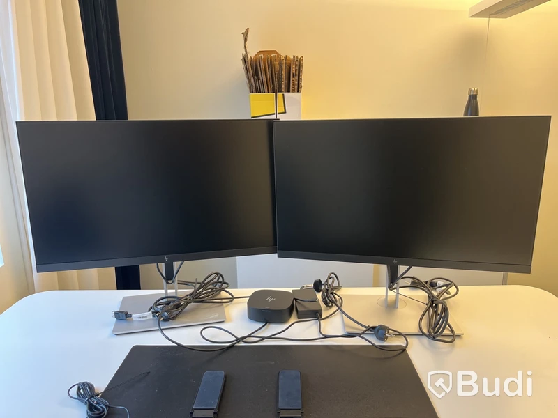 2 st skärmar 27", HP E27 G4 samt dockstation HP DisplayLink 4K-dock