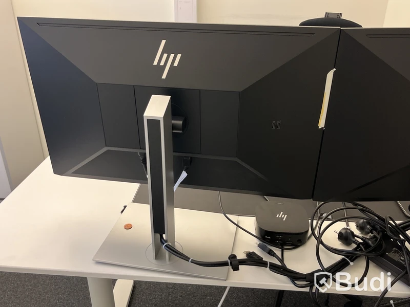 2 st skärmar 27", HP E27 G4 Eye Ease samt dockningsstation HP