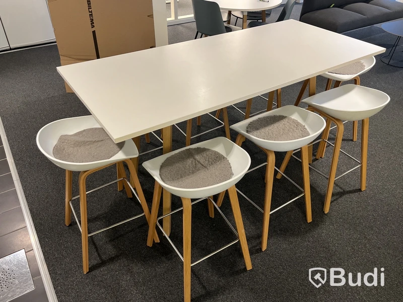 Barbord Martela med 8 st barstol HAY About A Stool