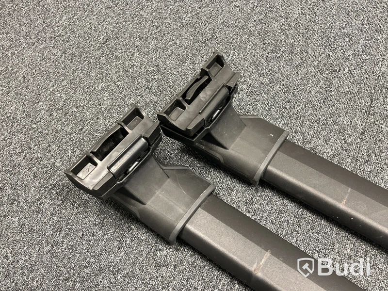 Takräcke, Thule Edge Flush Rail