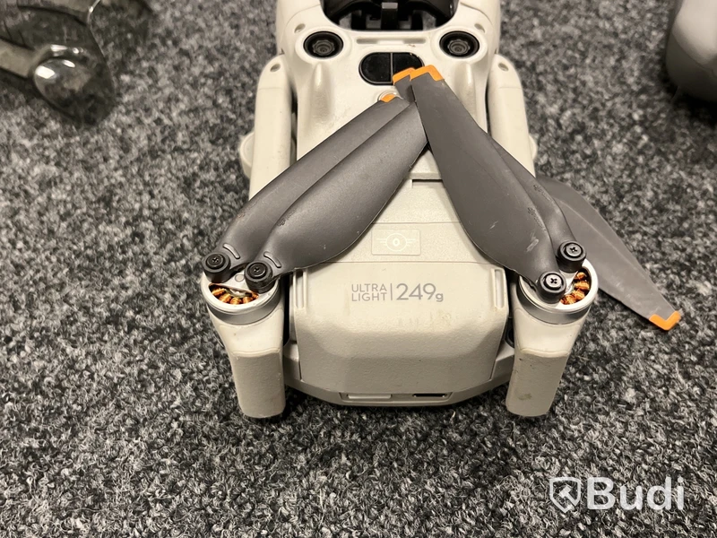 Drönare DJI Mini 4 Pro, Ultra Light 249 g, inkl. fjärrkontroll, batterier och väska