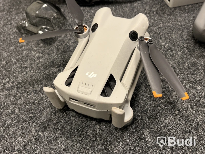 Drönare DJI Mini 4 Pro, Ultra Light 249 g, inkl. fjärrkontroll, batterier och väska