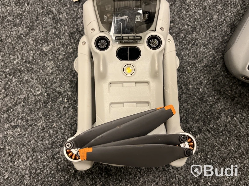 Drönare DJI Mini 4 Pro, Ultra Light 249 g, inkl. fjärrkontroll, batterier och väska