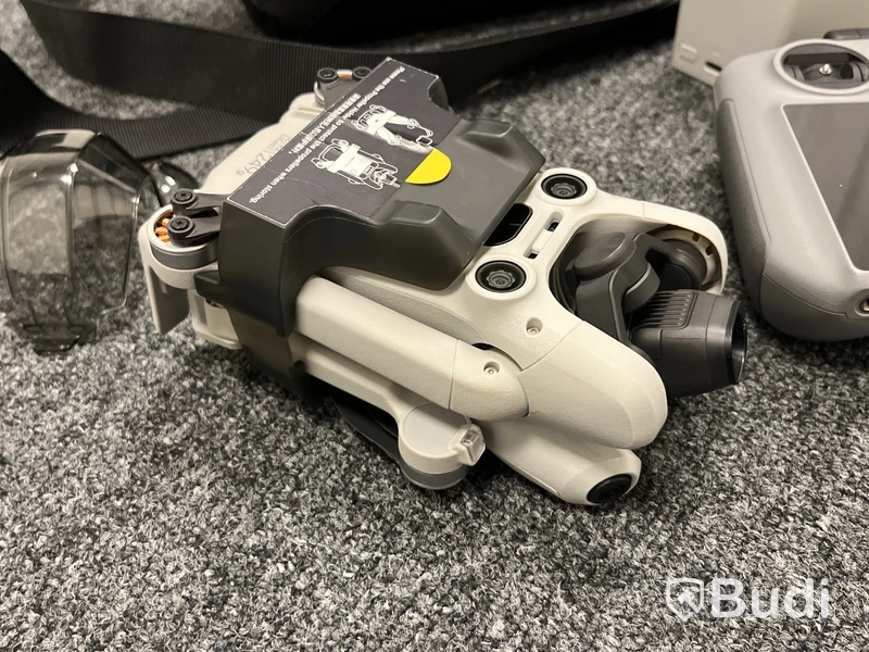 Drönare DJI Mini 4 Pro, Ultra Light 249 g, inkl. fjärrkontroll, batterier och väska