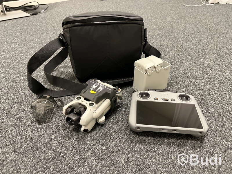 Drönare DJI Mini 4 Pro, Ultra Light 249 g, inkl. fjärrkontroll, batterier och väska