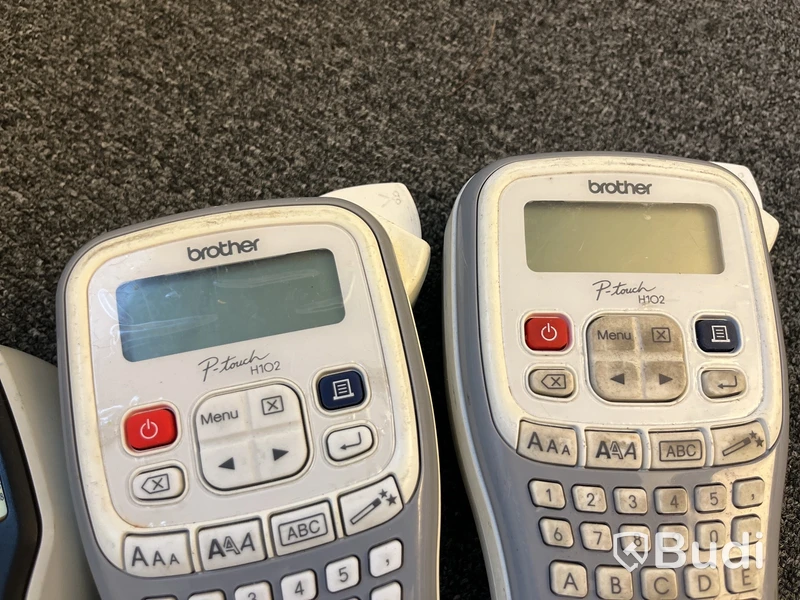 Etikettmaskiner Dymo och Brother, fem enheter