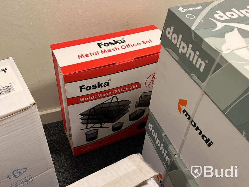 Samling kontors och förbrukningsmaterial, Leitz laminator, papper, kuvert m.m.