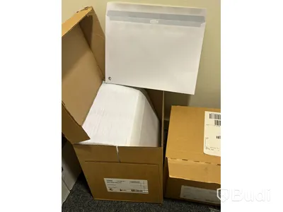 Samling kontors och förbrukningsmaterial, Leitz laminator, papper, kuvert m.m.