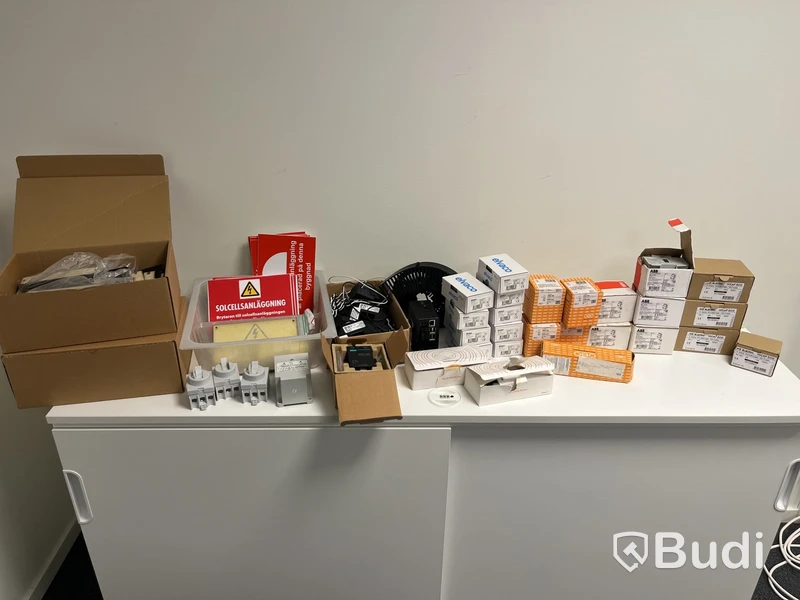 Diverse solcellsutrustning, ABB, elvaco, MGate