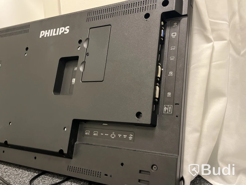 Philips 32-tums skärm, modell 32BDL4050D, fjärrkontroll
