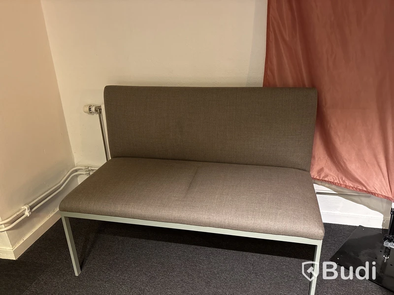 Soffa EFG