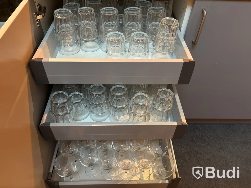 Parti med diverse glas