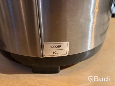 Diverse termosar samt vattenkokare