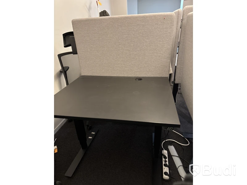 Höj och sänkbart skrivbord, EFG
