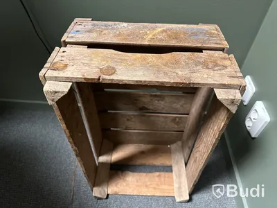 Runt bord inkl. 2 st. Stolar EFG