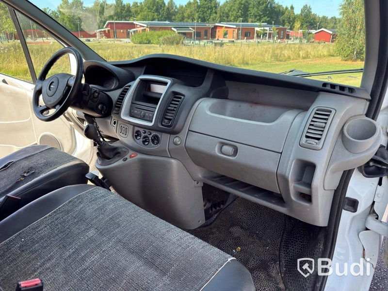 Opel Vivaro 2.0 CDTI | 16432 mil | 2012 | Verkstadsinredning
