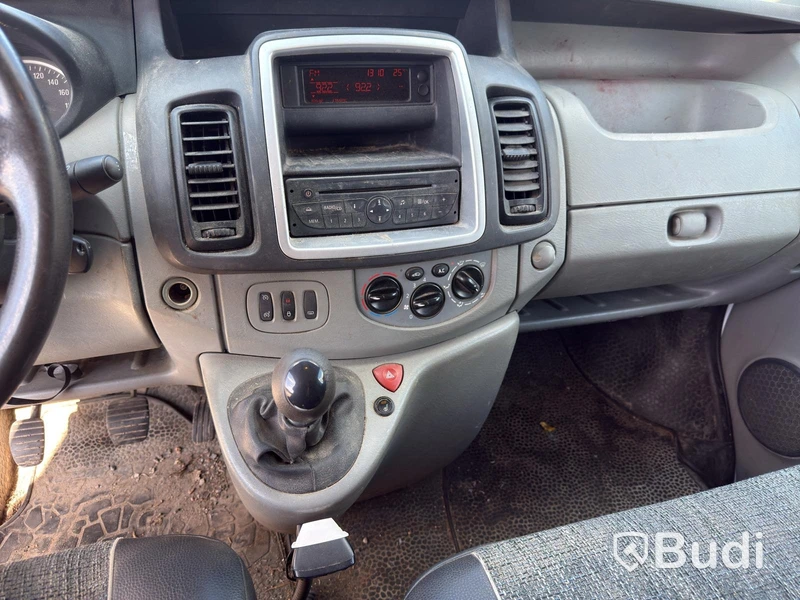 Opel Vivaro 2.0 CDTI | 16432 mil | 2012 | Verkstadsinredning