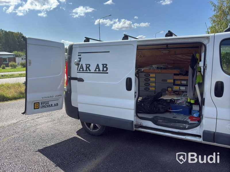 Opel Vivaro 2.0 CDTI | 16432 mil | 2012 | Verkstadsinredning
