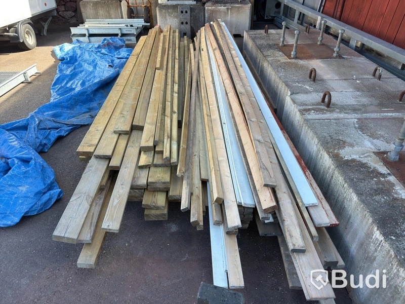 Lot of timber